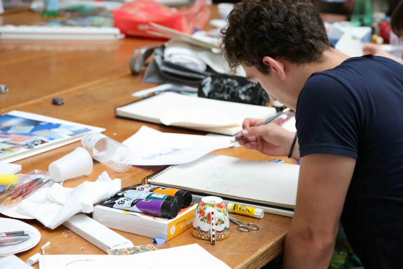 ÉCOLE D’ART VS DN MADE ÉCOLE D’ART VS DN MADE