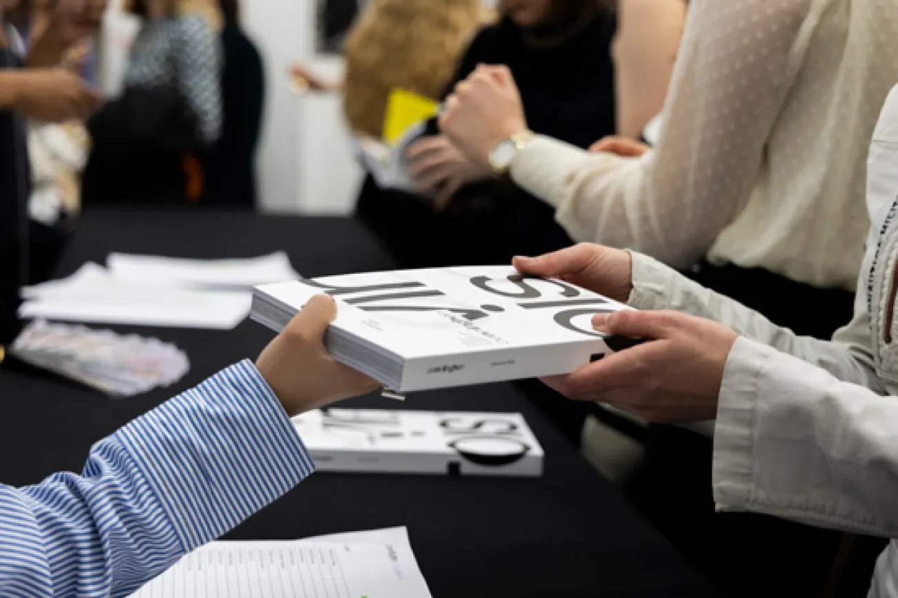 Remise du Yearbook 2023 Remise du Yearbook 2023