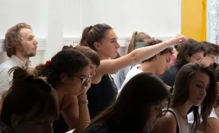 Découvrez les avantages de la prépa en arts appliqués intégrée.