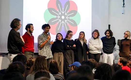 Pourquoi étudier la communication dans une école d’art ? Pourquoi étudier la communication dans une école d’art ?